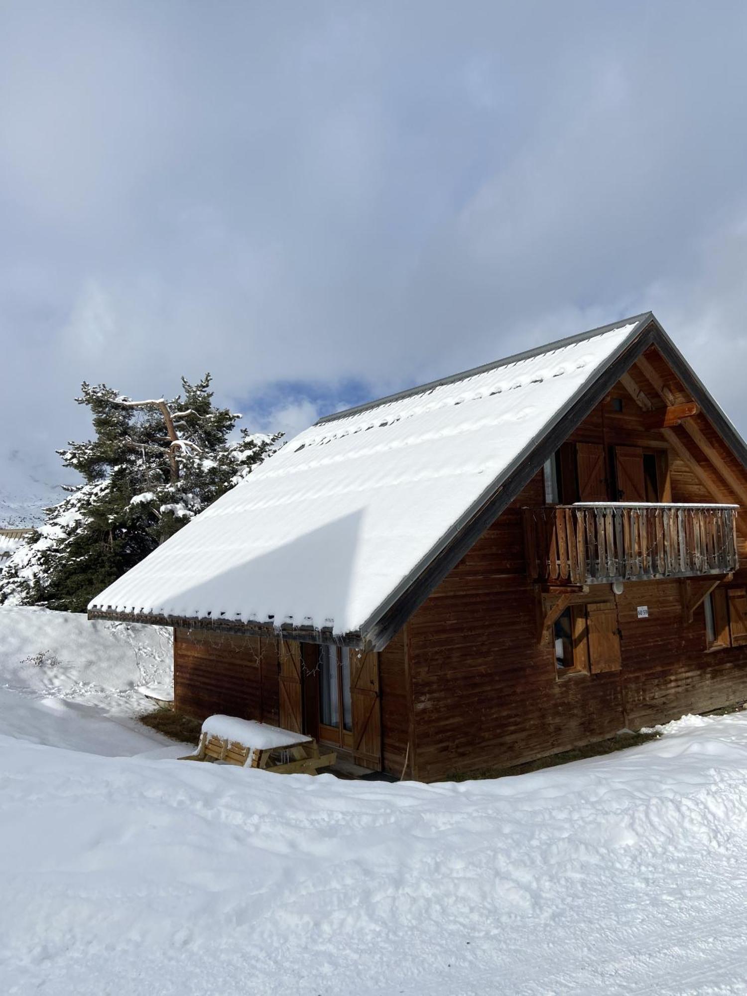 Chalet Bastilor La Joue du Loup Exterior foto